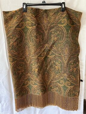 Borgata Green and Brown Paisley Fringe Throw